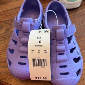 Surprize by Stride Rite at Target. Purple water shoes. US SIZE 10